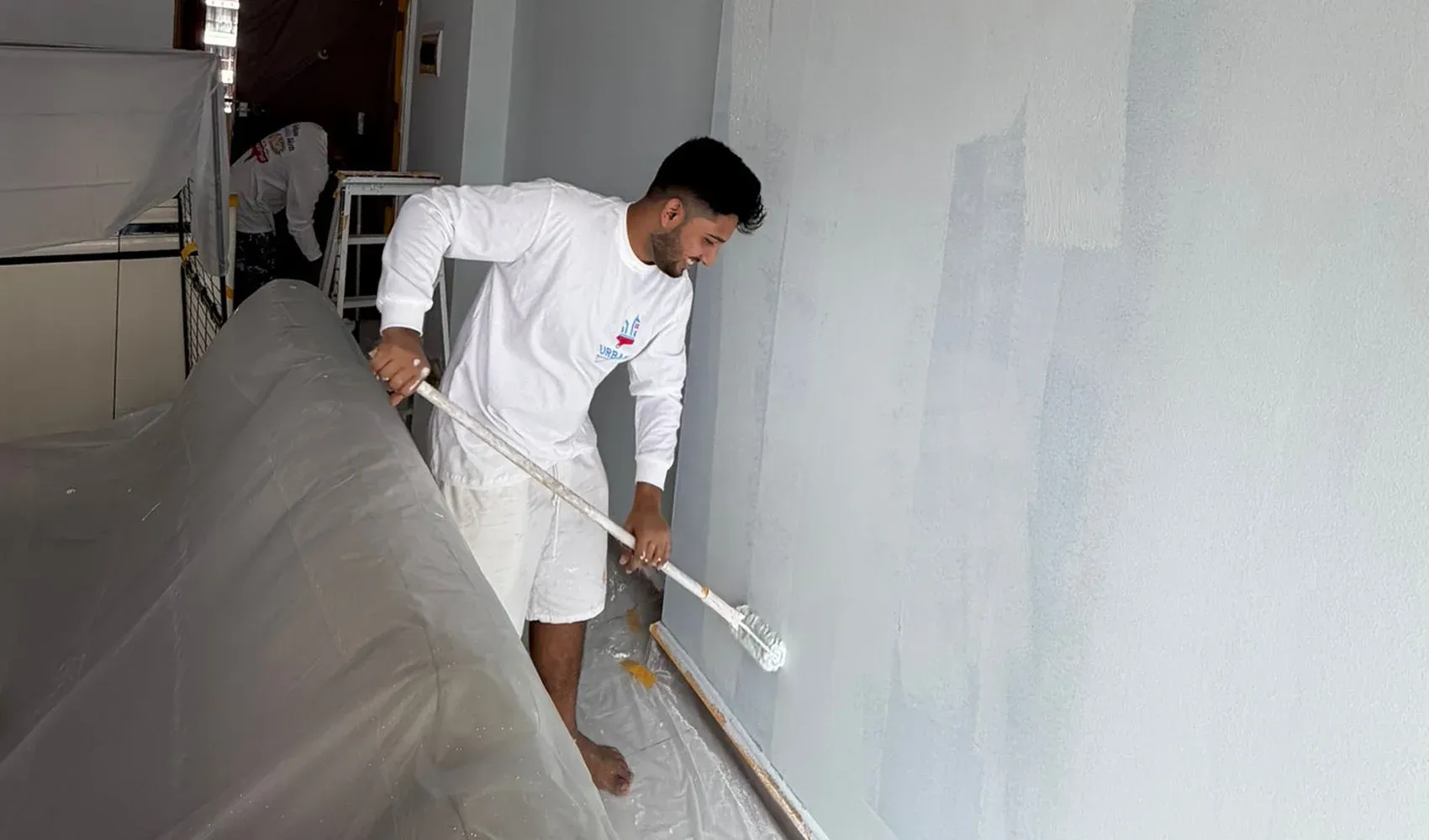 Some of the Common Wall Problems Fixed by Wall Plastering